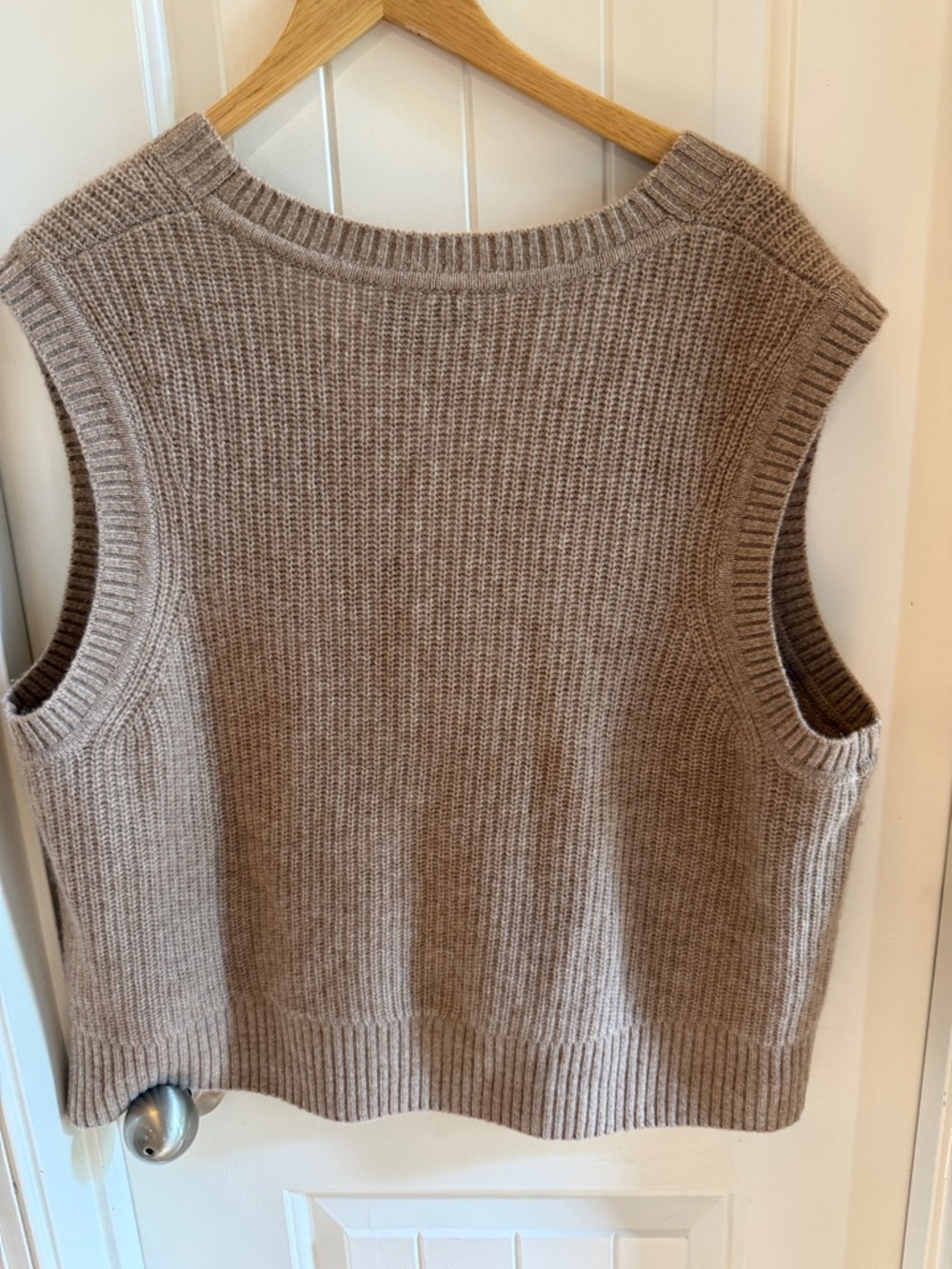 Quince Mongolian Cashmere Fisherman Sweater Vest - Picture 5 of 6